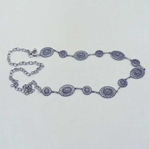 Metal Concho Waist Chain Western Cowgirl Adjustable Belt - Picture 1 of 3